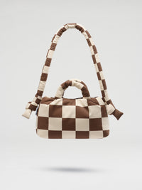 Check Sand + Chocolate